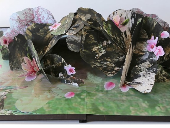 桃花源記 TAO HUA YUAN JI Utopia: Source of the Peach Blossoms