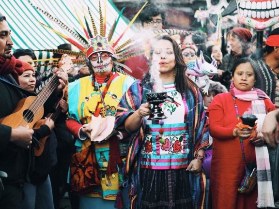 Claudia-in-the-2019-day-of-the-dead-procession-1024x683