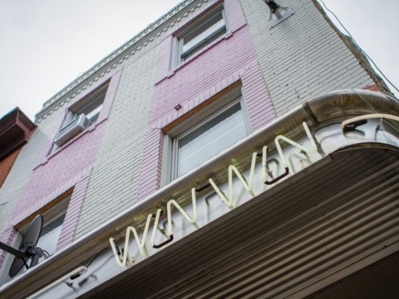 Sprudge-w-nw-n-jeremyzimmerman-winwin coffee bar exterior 02-740x494