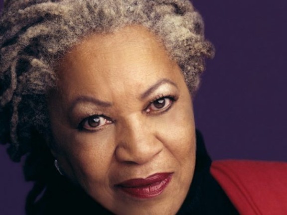 Toni-morrison-course-825x450